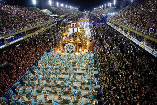 Omicronul a suspendat cel mai cunoscut carnaval al lumii